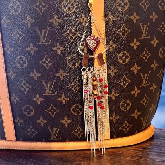 Vintage 70’s Bag Charm Red, Silver and Gold toned Bag Charm - Picture 15 of 15